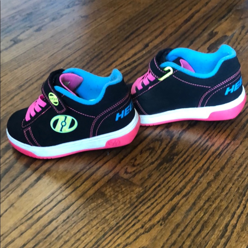 Shoes - Picture 3 of 5